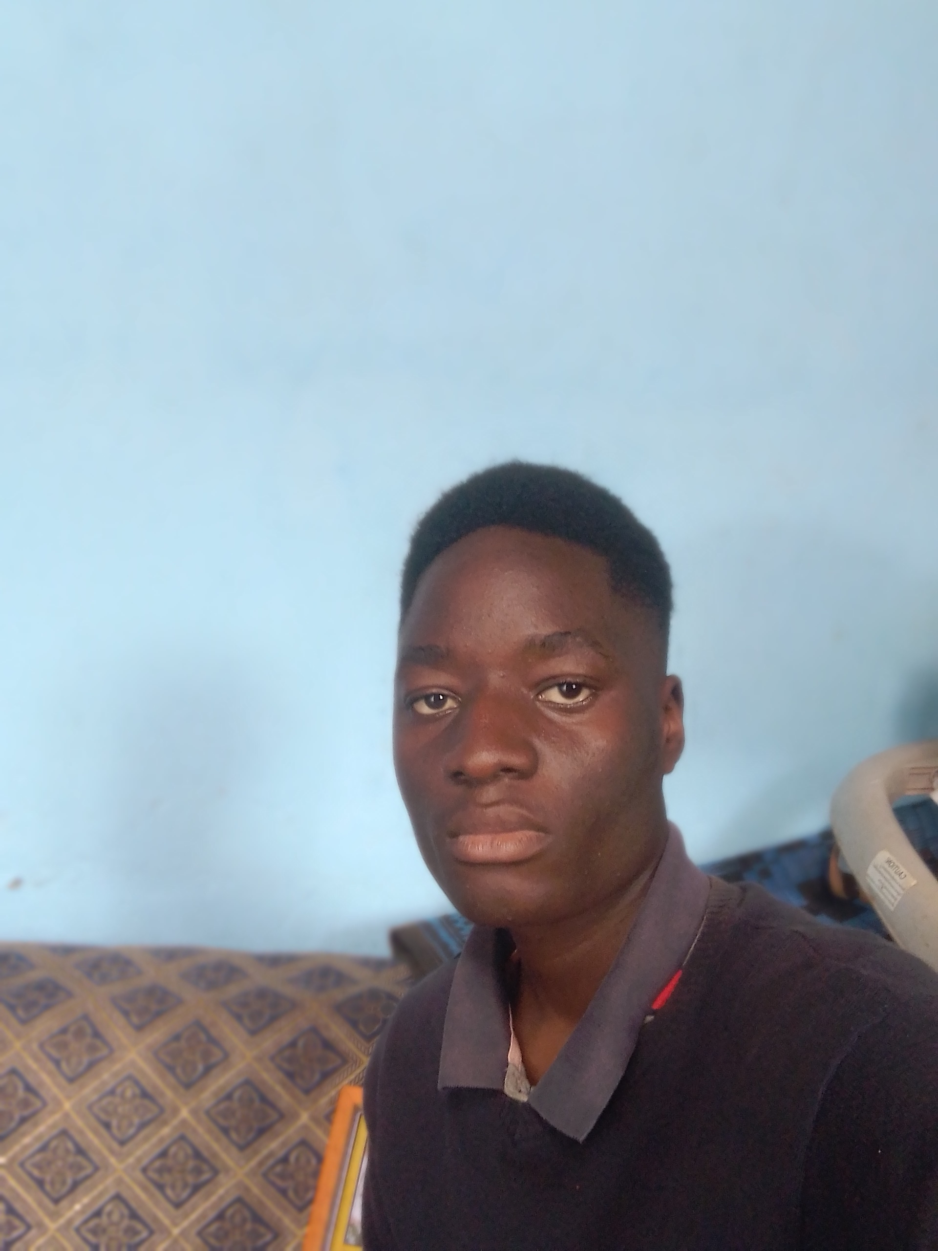 Isaac Abatsong en session de travail